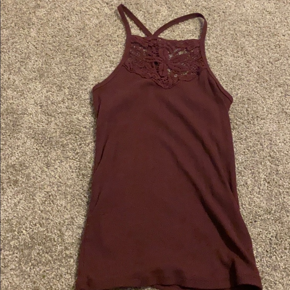maroon tank